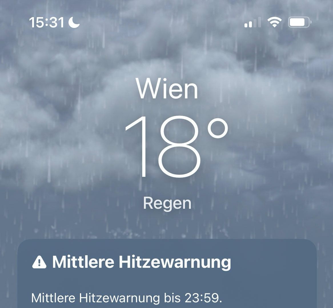 Absurdia sääpropagandaa : Wien, sade, 18 astetta, merkitty hengen ja omaisuuden vaaraksi