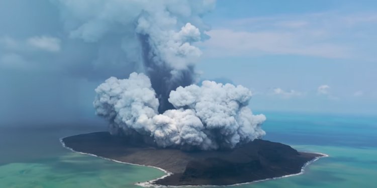 Tongan purkauksen aiheuttama massiivinen vesi ja pilvi voi selittää viimeaikaiset epätavalliset säämallit
