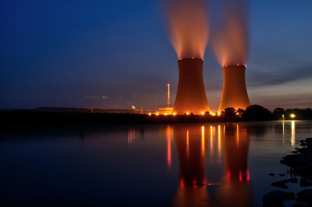 Edes ydinenergia ei voi taata “nollaa”
