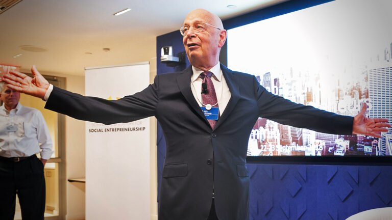 Klaus Schwab: WEF Young Global Leadersin aivot kopioidaan tekoälyksi, kun he kuolevat