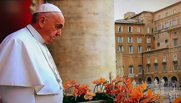 Paavi Franciscus jatkaa kiihottamista mRNA:n kieltäjiä vastaan: itsemurha
