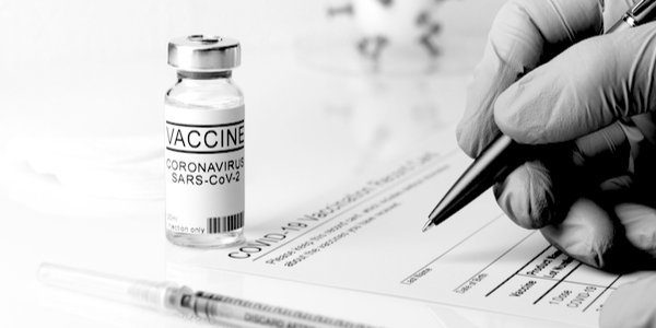 HPV vaccination: alarming study on the massive health risks for young women